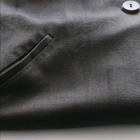 BCBG short sleeve coat (olive) - Picture 3 of 3