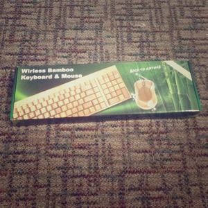 Brand New wireless Bamboo Keyboard & Mouse✔️