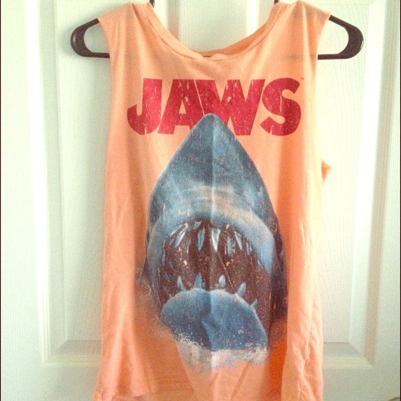 ❌SOLD❌Forever 21 JAWS muscle tank