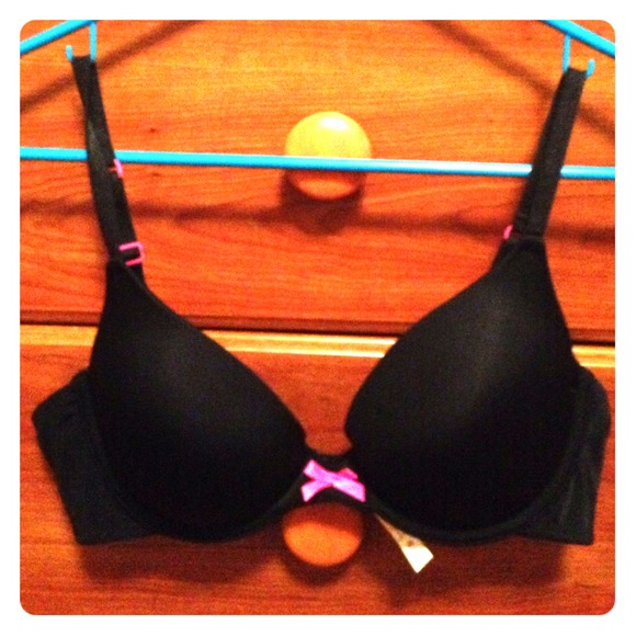 🎀 Black Padded Pushup Bra 36B