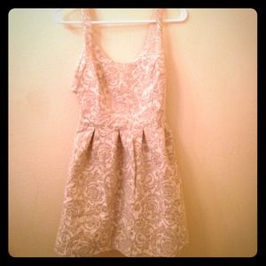 Abercrombie&Fitch Embroidered Cut Out Skater Dress