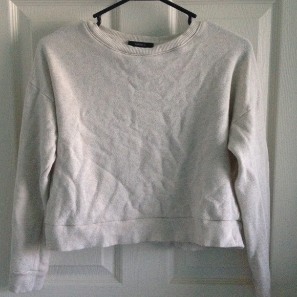 F21 cropped creme sweater