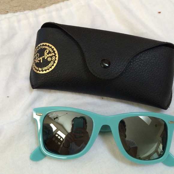 100% authentic ray ban