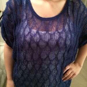 Jessica Simpson knit shirt. Size L