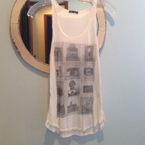 brandy melville camera tank