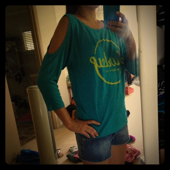 Hurley top!