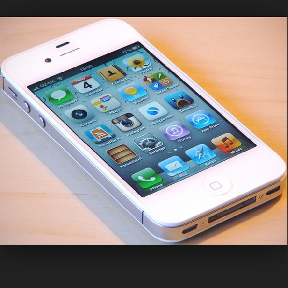 iPhone 4S