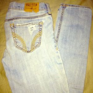 Hollister light washed skinny jean