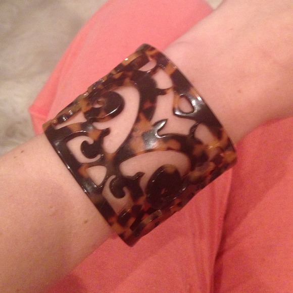 fleur de lis tortoiseshell cuff bracelet