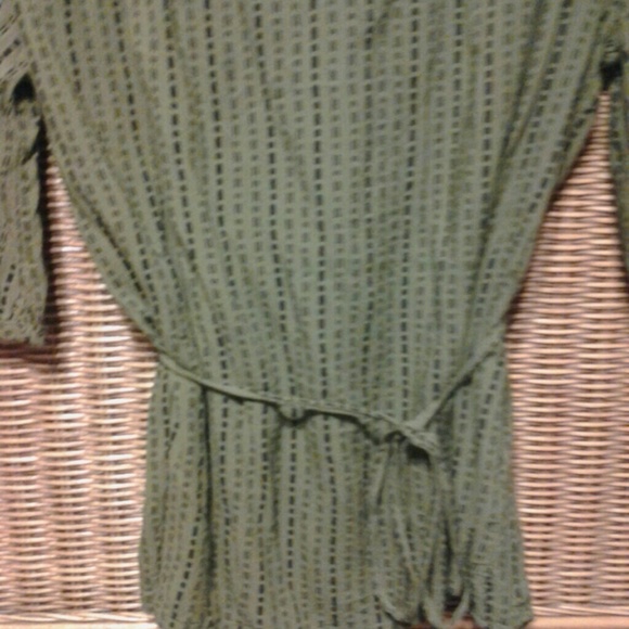 Mossimo top - Picture 3 of 3