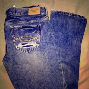 Abercombie & Fitch ripped skinny blue jean