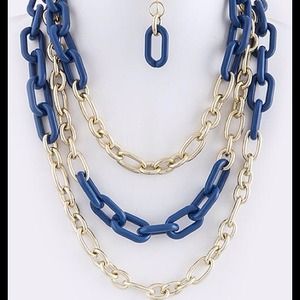 Blue Acrylic Chain Layered Necklace Set