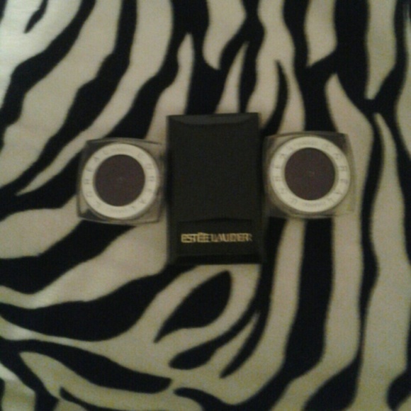 Other - Loreal Paris purple eyeshadow & Estee Lauder blush