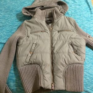 Grey wool sleeved jacket