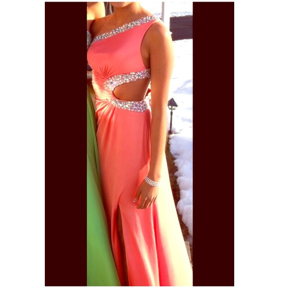 Dresses & Skirts - Light coral prom dress with embellishment