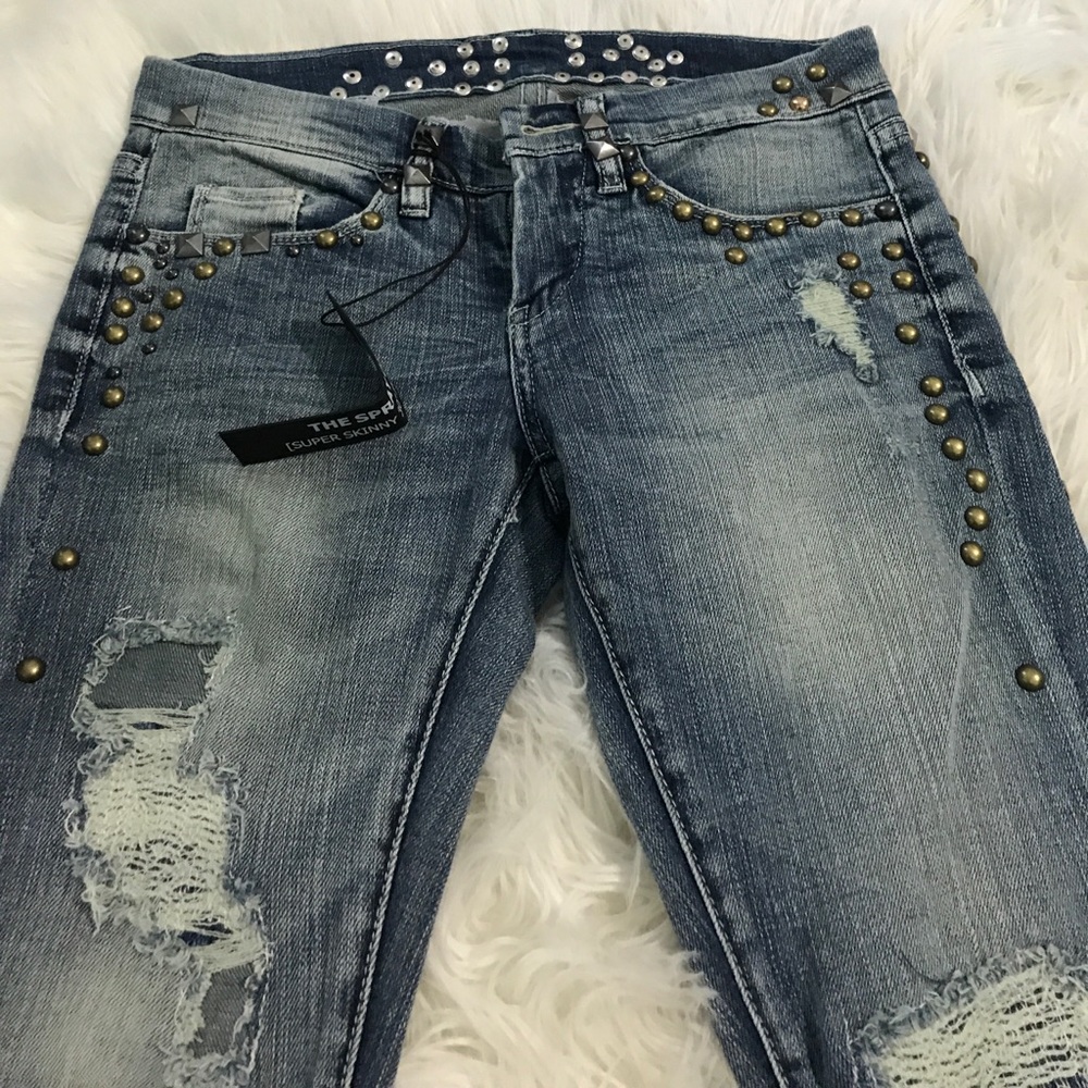 Brand new with tags! Love the stud design on this!