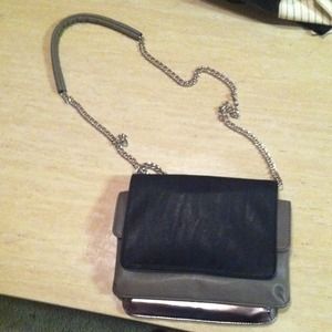 Urban outfitters crossbody