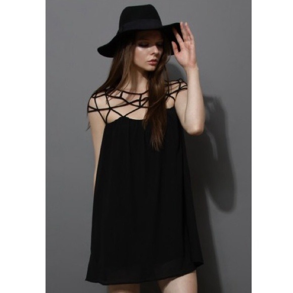 Cage Dress - Size: Med - Only Been Worn Once - Picture 2 of 3