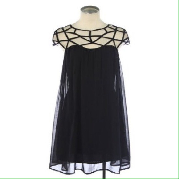 Cage Dress - Size: Med - Only Been Worn Once - Picture 3 of 3