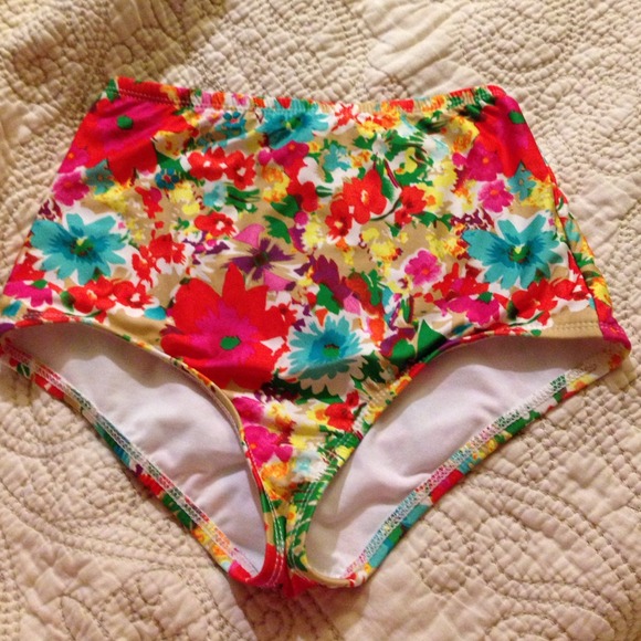 ⛔️SOLD⛔️ ASOS floral high waisted bikini bottoms