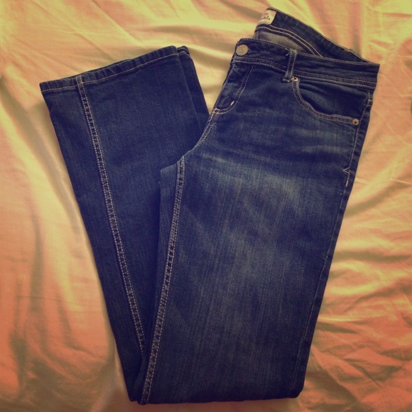 Dark wash great fitting jeans.