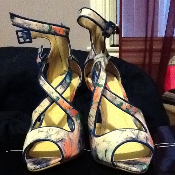 Multi-Colored Peep Toe Heels - Picture 2 of 4