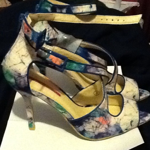 Multi-Colored Peep Toe Heels - Picture 4 of 4