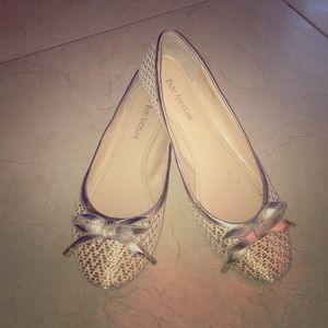 Enzo Angiolini crochet ballet flats size 10