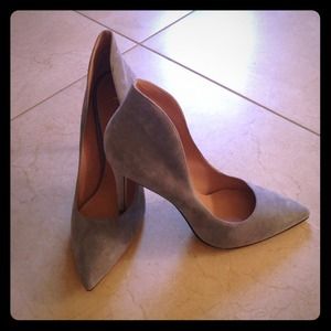 Enzo Angiolini Pointy Toe Pumps