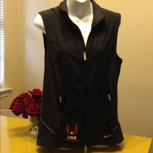 Nike Vest Tank with Zipper and Pockets