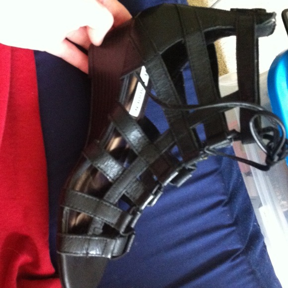 Steve Madden wedges