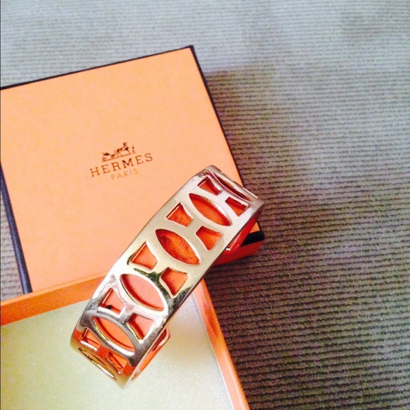💯% Hermes cuff