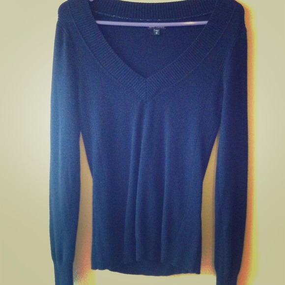 !!!SOLD!!! Black sweater from express