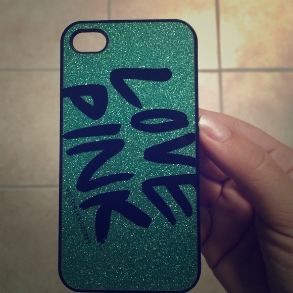 Pink iPhone 4/4S case