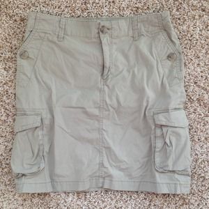 Banana Republic Stretch cargo skirt