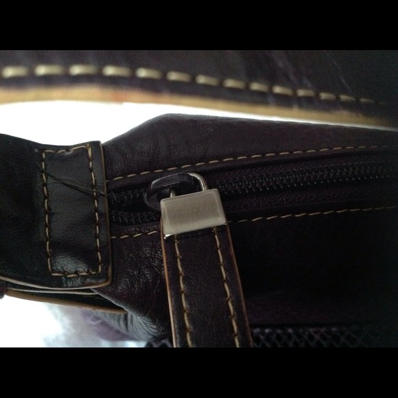 Kenneth Cole mini eggplant color mini purse - Picture 4 of 4