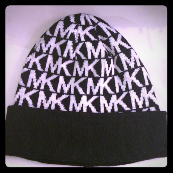 Michael Kors Hat (no trades or paypal)