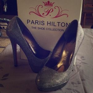 Paris Hilton 5 in. Patty Pewter Ice Crystals pump!