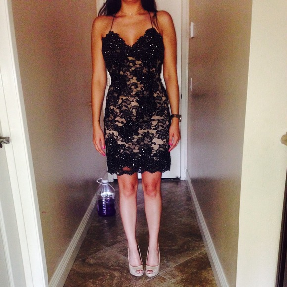 Jovani - Picture 2 of 3