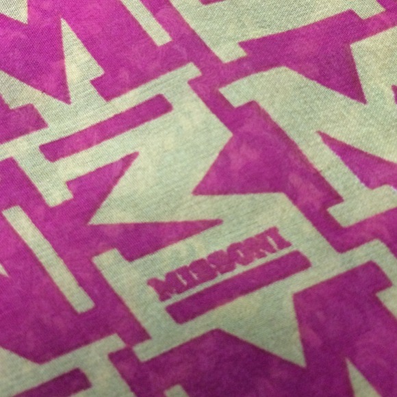 Missoni Scarf - Picture 3 of 8