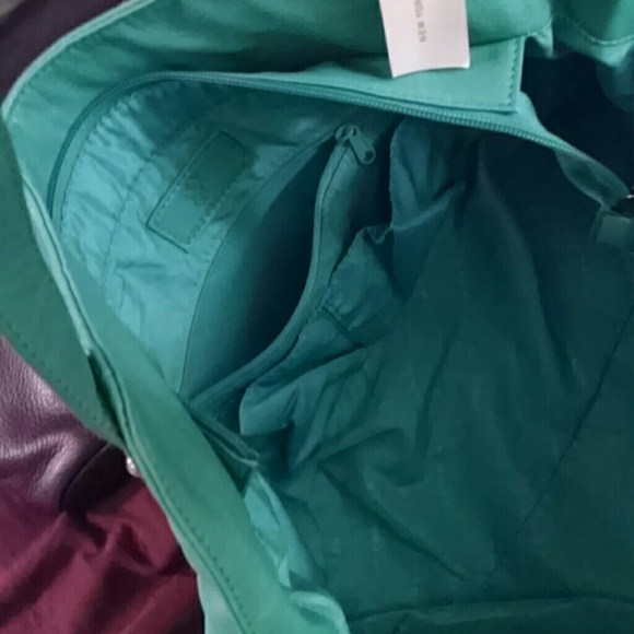 SOLD - Picture 3 of 4