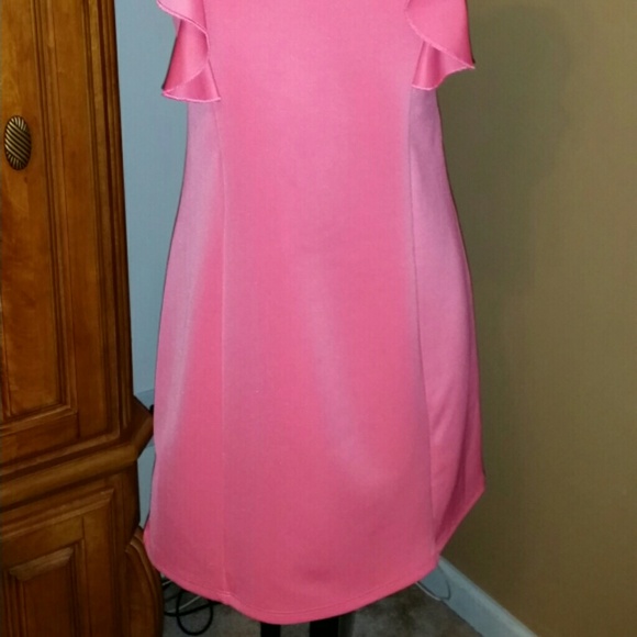 Sold. Final price. Peachy/Pink Ruffle Dress - Picture 4 of 4