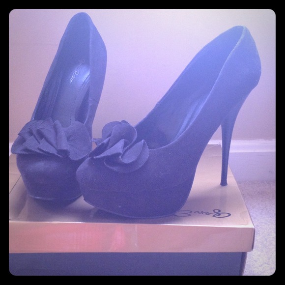 Black heels