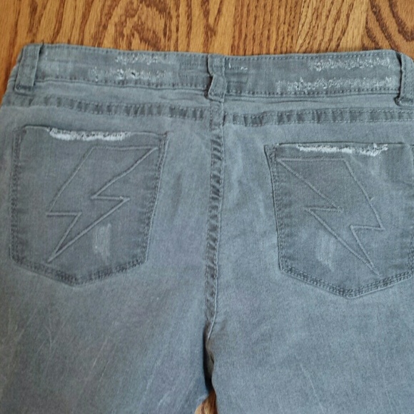 Gray Edgy Skinny Jeans - Picture 4 of 4