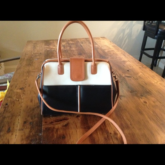 Gorgeous Me Too leather Satchel