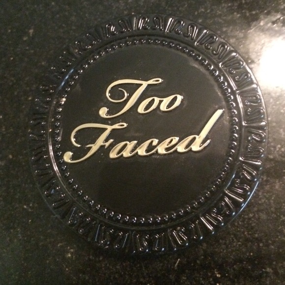 Too Faced Chocolate Soleil Medium Matte Bronzer