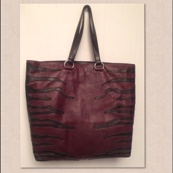 AUTHENTIC PRADA GLACÉ CALF BORDEAUX/NERO TOTE BAG - Picture 2 of 4