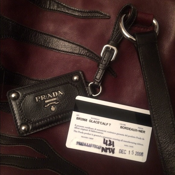 AUTHENTIC PRADA GLACÉ CALF BORDEAUX/NERO TOTE BAG - Picture 4 of 4