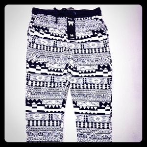 Very pretty "TRIBAL DESIGN PANTS"