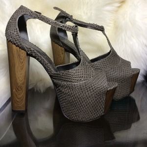 Jessica Simpson Dany platform
